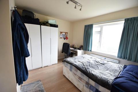 102 Abbey Road, Beeston, Nottingham, NG9 2HP