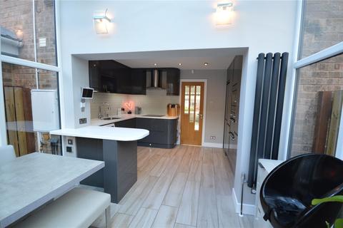 32 Bridge Wood Close, Horsforth, Leeds, LS18 5TR