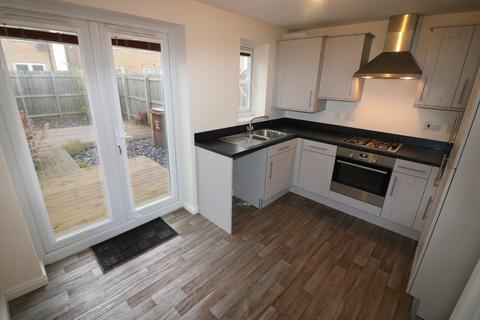3 bedroom end of terrace house to rent, Chartwell Gardens, Kingswood, Hull