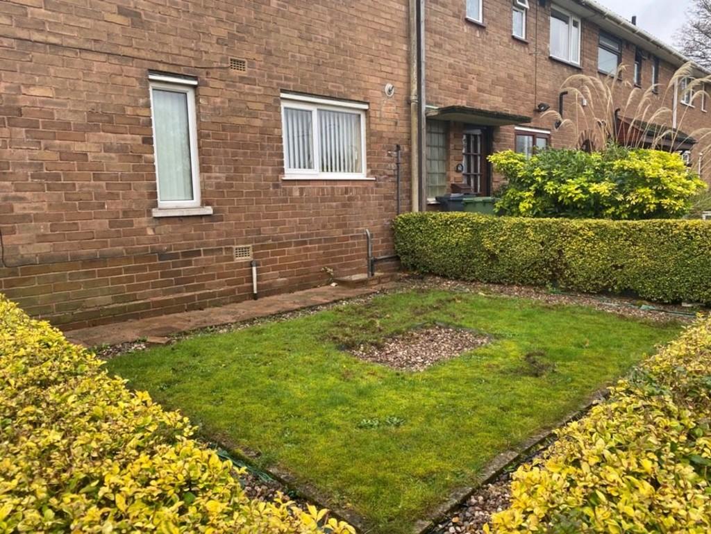 Daw End Lane, Rushall 2 bed end of terrace house £130,000