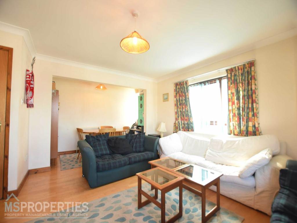 28, Y Lanfa, Trefechan, Aberystwyth 3 bed house £1,236 pcm (£285 pw)