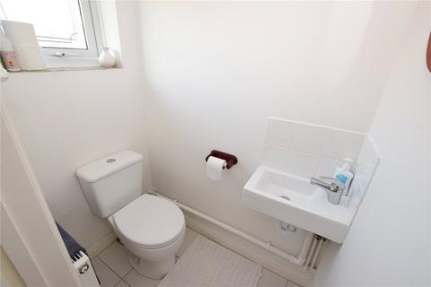 7 Bronzegarth, Grimsby, DN32 8QU