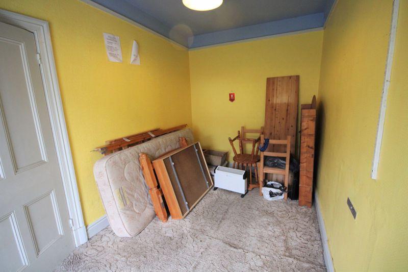Yellow room
