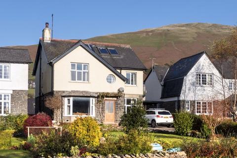 Holmedale Station Road, Sedbergh, LA10 5DW
