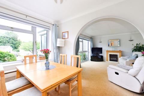 36 Ingleglen, Farnham Common, Slough, SL2 3QA