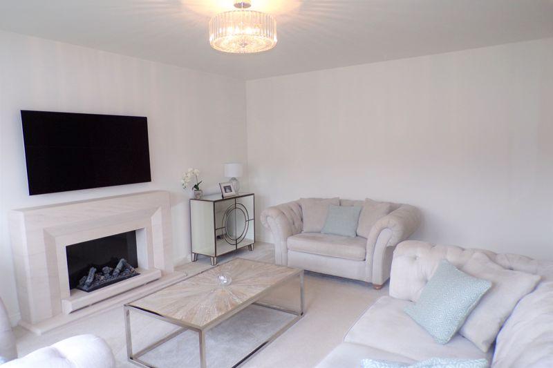 Lounge additional
