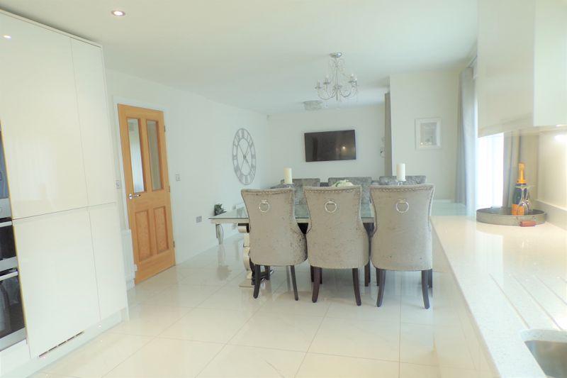 Dining Area...