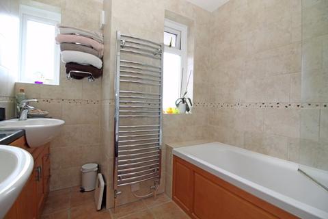 87 Church Way, South Croydon, CR2 0JU