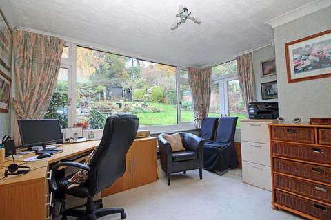 87 Church Way, South Croydon, CR2 0JU