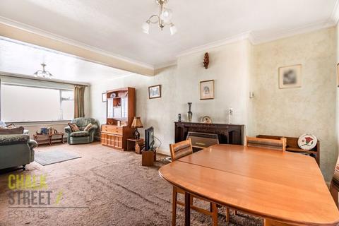 36 Northwood Avenue, Hornchurch, RM12 4PX