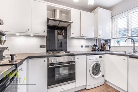 12 Fuchsia Close, Rush Green, Romford, RM7 0YZ