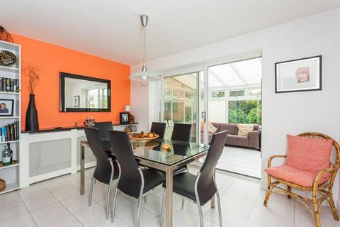 4 bedroom detached house for sale - St Johns Road, Grove