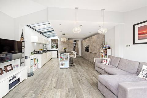 38 Cornwall Grove, London, W4 2LB