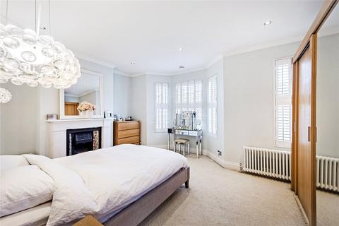 38 Cornwall Grove, London, W4 2LB