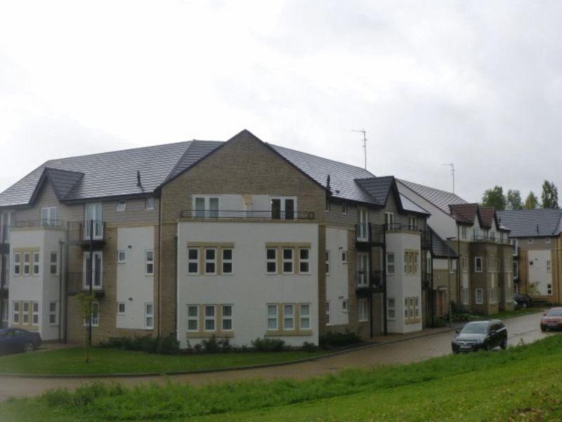 Willen, Milton Keynes 2 bed apartment £895 pcm (£207 pw)