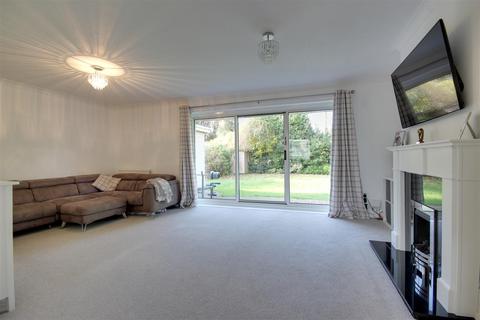 38 Manor Road, Swanland, North Ferriby, HU14 3PB