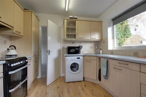 38 Manor Road, Swanland, North Ferriby, HU14 3PB