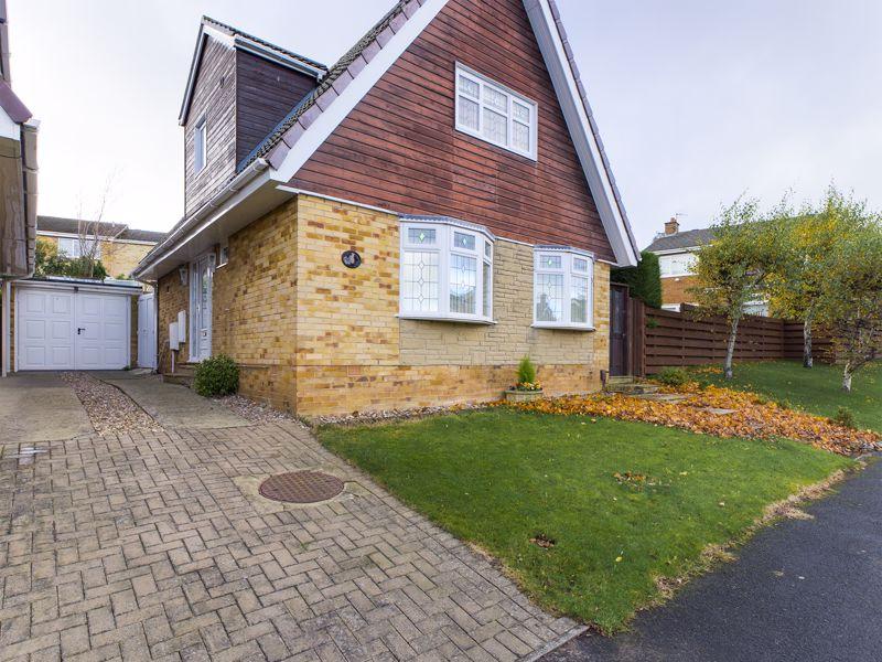 Farndale Drive, Guisborough, TS14 8JJ 3 bed detached house £219,995