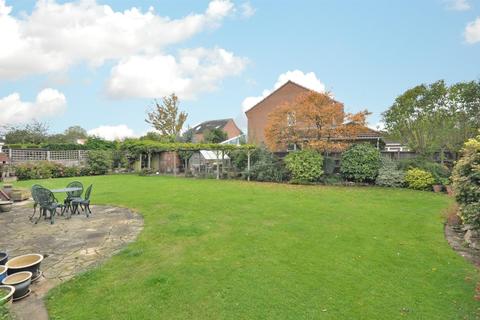 15 Bowbridge Lane, Bottesford, Nottingham, NG13 0AQ