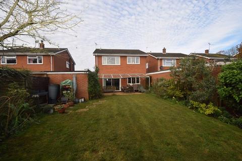 6 Broughton Avenue, Toddington, Dunstable, LU5 6BQ