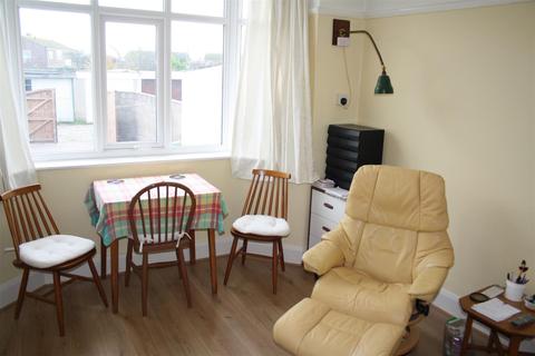 29 Highfield Park, Rhyl, LL18 3NH