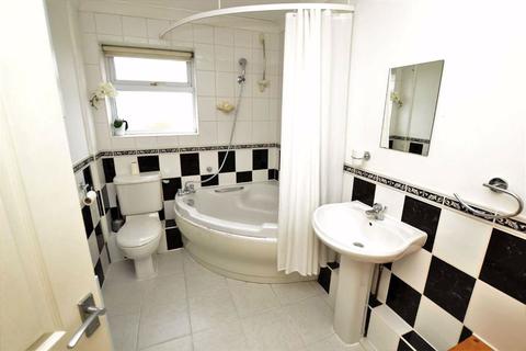 61 Amersham Road, Caversham, Reading, RG4 5BP