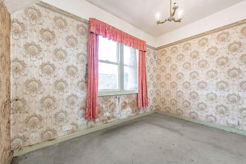 316 Derinton Road, London, SW17 8HU