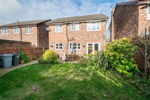 12 Chestnut Close, Middlewich, CW10 9QJ