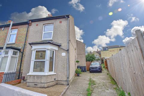 2 Suffolk Road, Gravesend, DA12 2SN