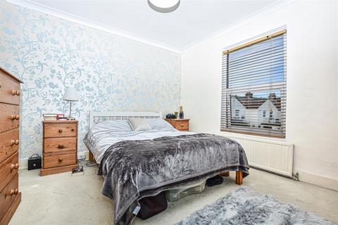 2 Suffolk Road, Gravesend, DA12 2SN