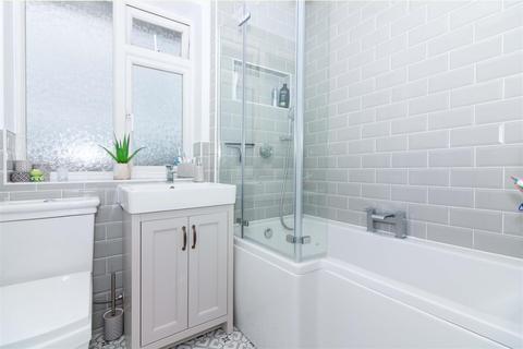 130 Limbrick Lane, Goring By Sea, Worthing, BN12 6AQ