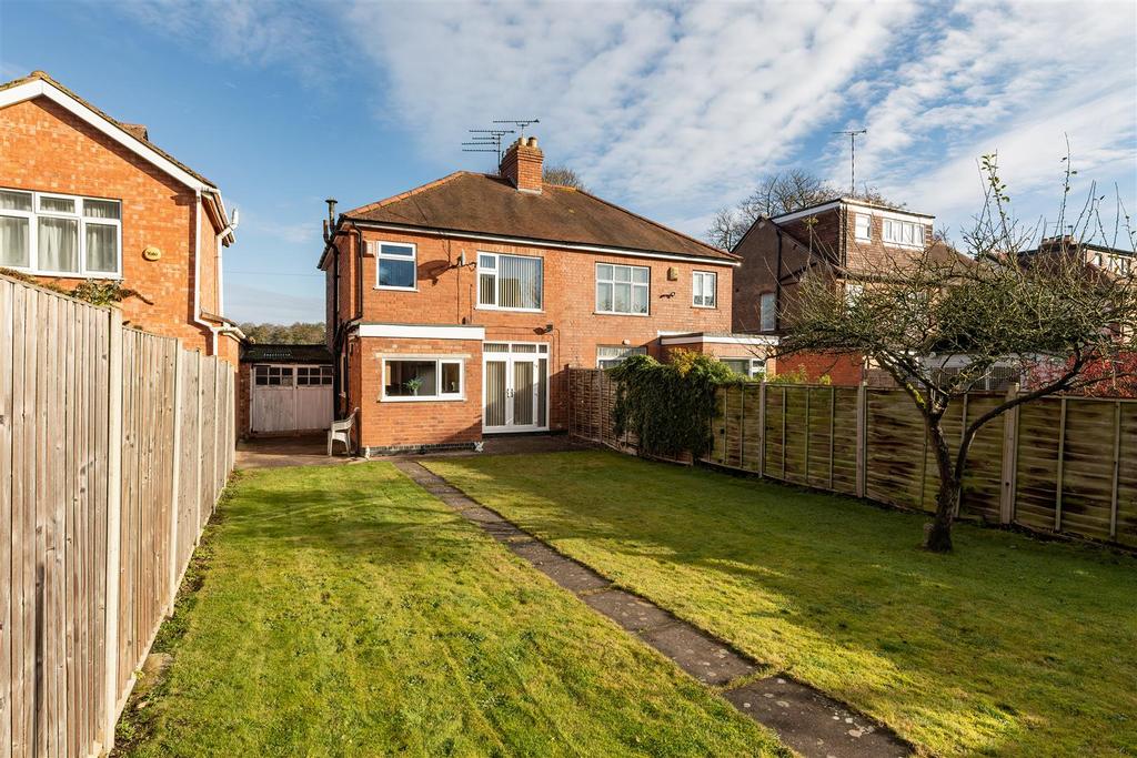 Radford Road, Leamington Spa 3 bed semidetached house £315,000
