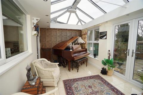 50 Fall Birch Road, Lostock, Bolton, BL6 4LG