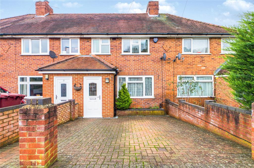 Thirlmere Avenue, Tilehurst, Reading... 3 bed terraced house £275,000