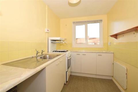 9 Clarkes Close, Deal, CT14 9JE