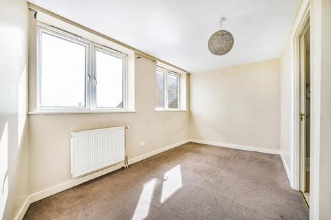 3 bedroom apartment to rent - Feltham,  Sunbury,  TW14