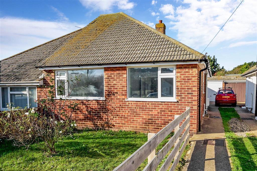 Central Avenue, Cliffs, Peacehaven, East Sussex 2 bed semi
