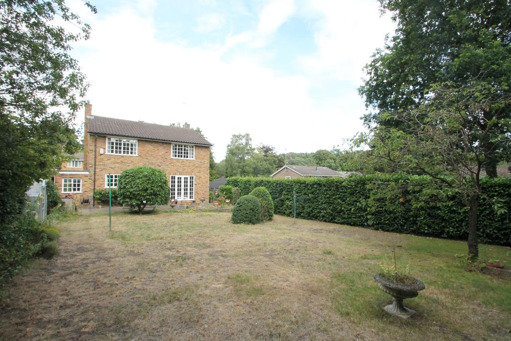 Winding Wood Drive, Camberley, Surrey, GU15 4 bed detached house £700,000