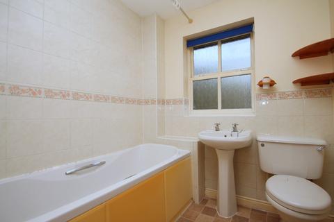 40 Brandon Road, Church Crookham, Fleet, GU52 0TN