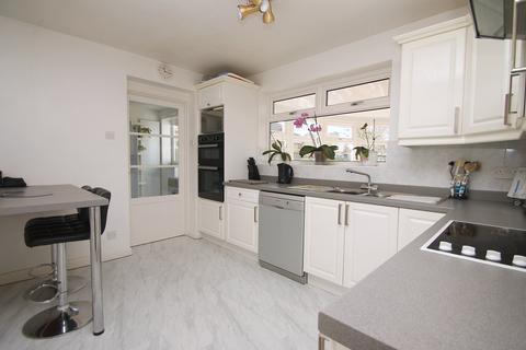 9 Colbeck, Church Crookham, Fleet, GU52 8XQ