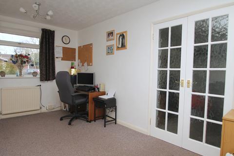 9 Colbeck, Church Crookham, Fleet, GU52 8XQ