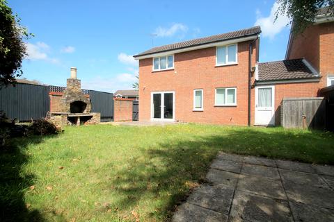 5 Glamis Close, Frimley, Camberley, GU16 8YR