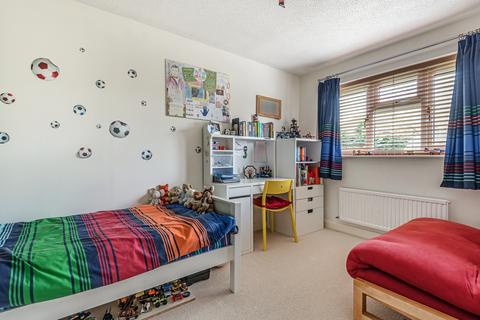 10 Alsford Close, Lightwater, GU18 5LF