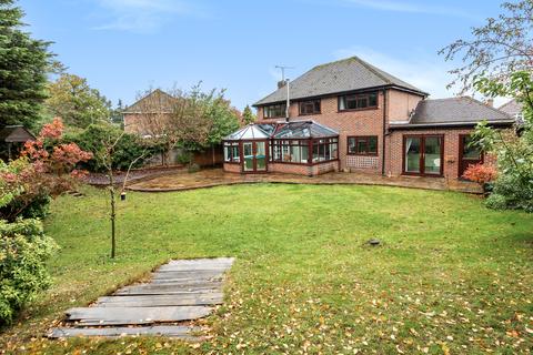 2 Ling Drive, Lightwater, GU18 5PA