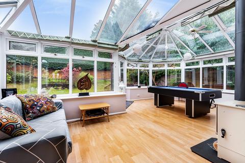 2 Ling Drive, Lightwater, GU18 5PA