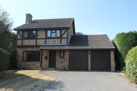 15 Iris Road, Bisley, Woking, GU24 9HG