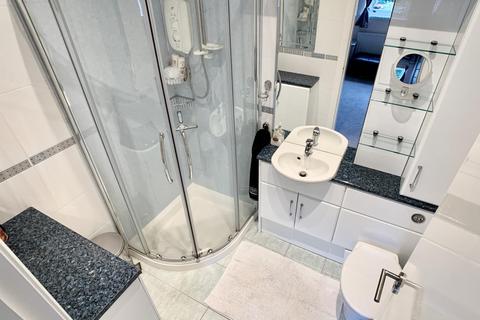 85 Curlinghall, Largs, KA30 8LB
