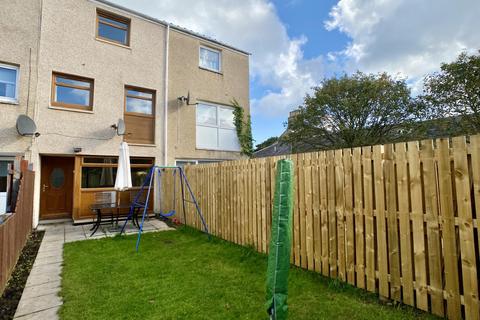 70 Cambusdoon Place, Kilwinning, KA13 6SN