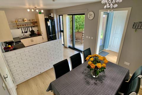 57d Brediland Road, Linwood, Paisley, PA3 3RA