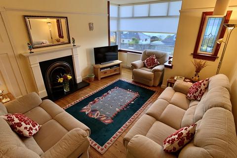 6 Winton Drive, Skelmorlie, PA17 5AF